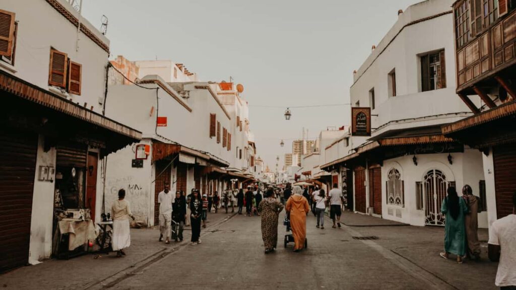 Practical guide for UK creators on pitching Argentina brands via Pinterest, building trust with sponsors through local insight, campaign formats and measurement.