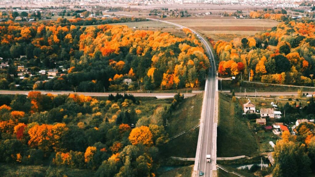 Practical playbook for UK creators who want to pitch Bolivian brands on Bilibili, build trust with sponsors and craft content that resonates with Latin American audiences on the platform.