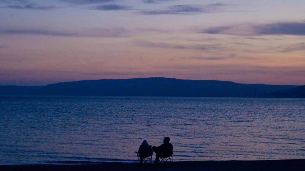 Practical guide for UK creators on contacting Canadian brands via Kuaishou to share limited-time discount codes outreach tactics, compliance, and campaign tips.