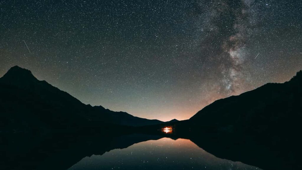 Practical playbook for UK creators to pitch Egyptian brands on Twitch and build localized content that sells in target markets.