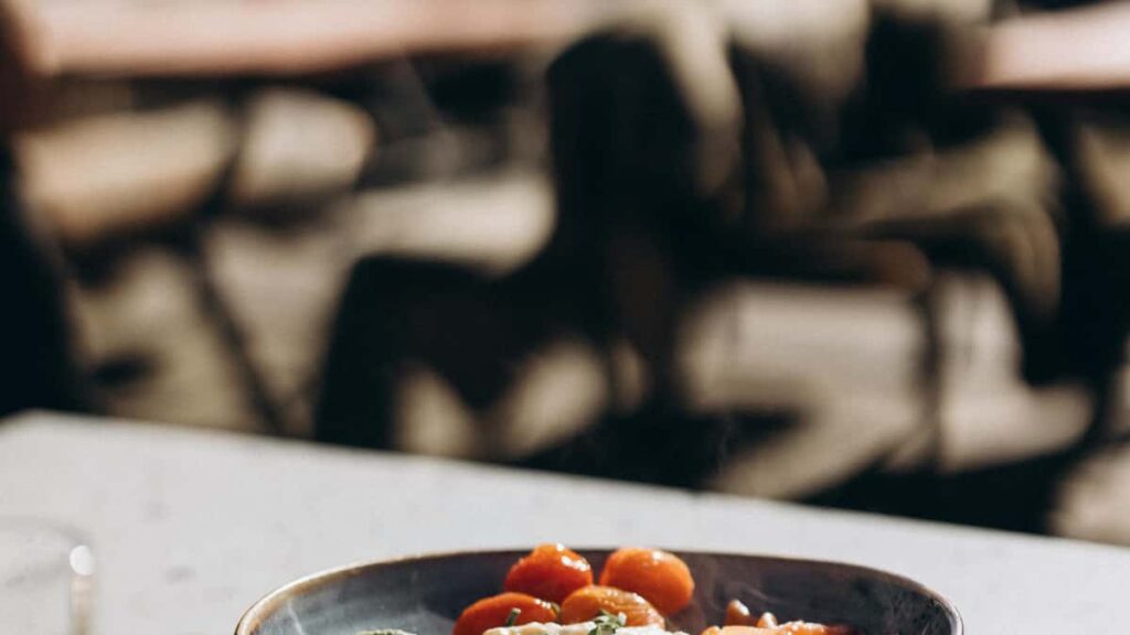 Practical guide for UK advertisers to identify Slovak Reddit creators, build partnerships and drive app downloads with localised influencer tactics.