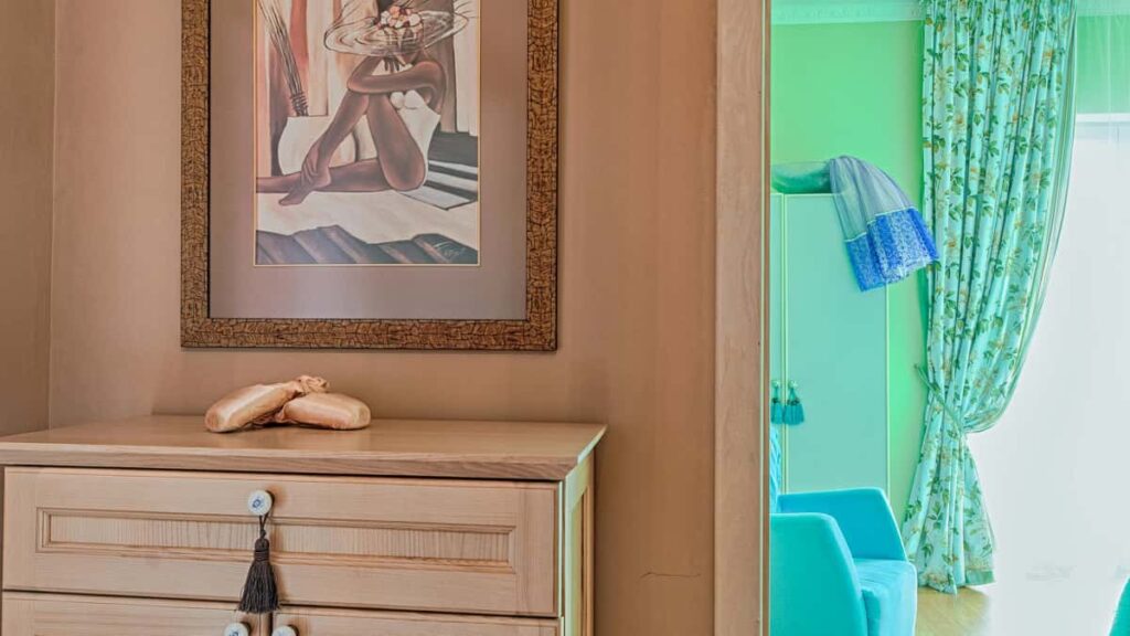 Practical, outcome-focused guide for UK creators on contacting Saudi brands via Kuaishou, with outreach scripts, localisation tips, campaign models and platform tactics.