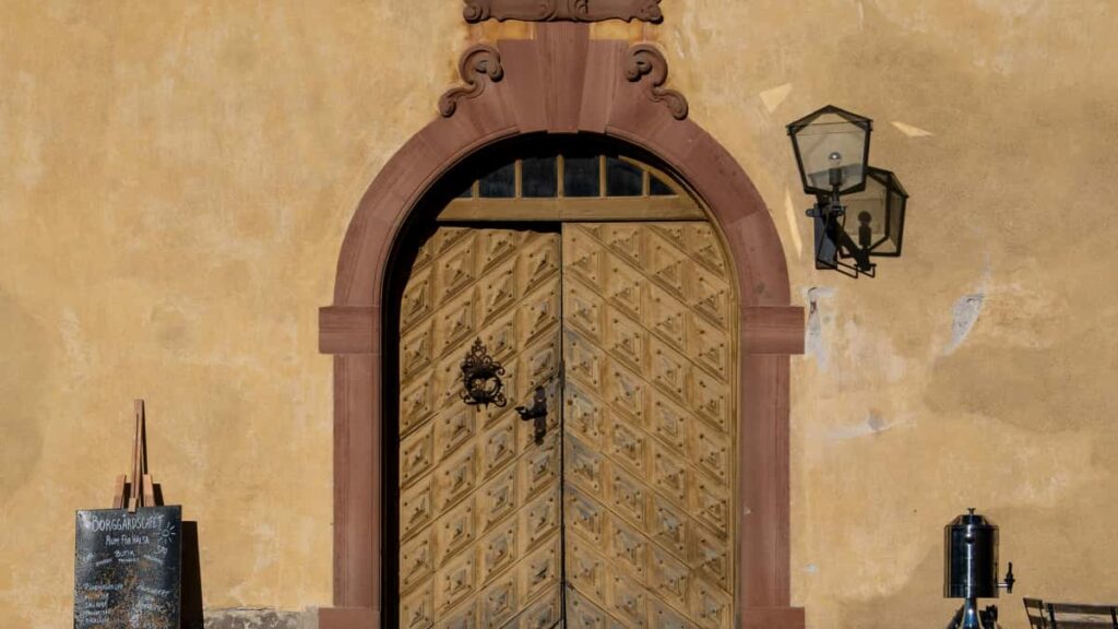 Practical playbook for UK advertisers to find, evaluate and hire Dominican Republic Reddit creators for creator-led tutorial series. Localised outreach, vetting, contracts and launch checklist.