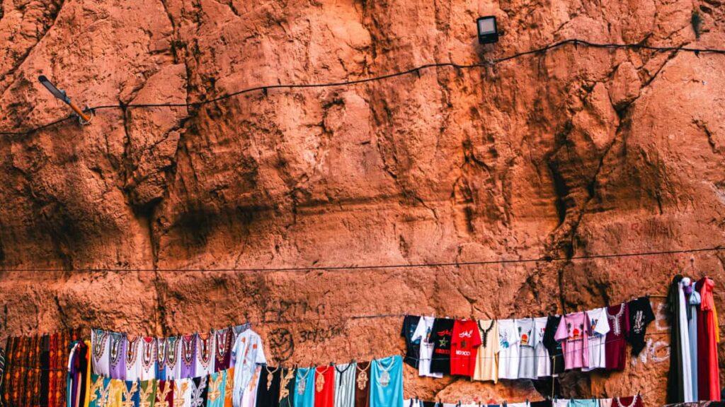 Practical guide for UK advertisers to discover Lithuania-based Apple Music creators for branded livestreams outreach tactics, discovery tools, legal tips and campaign-ready workflows.