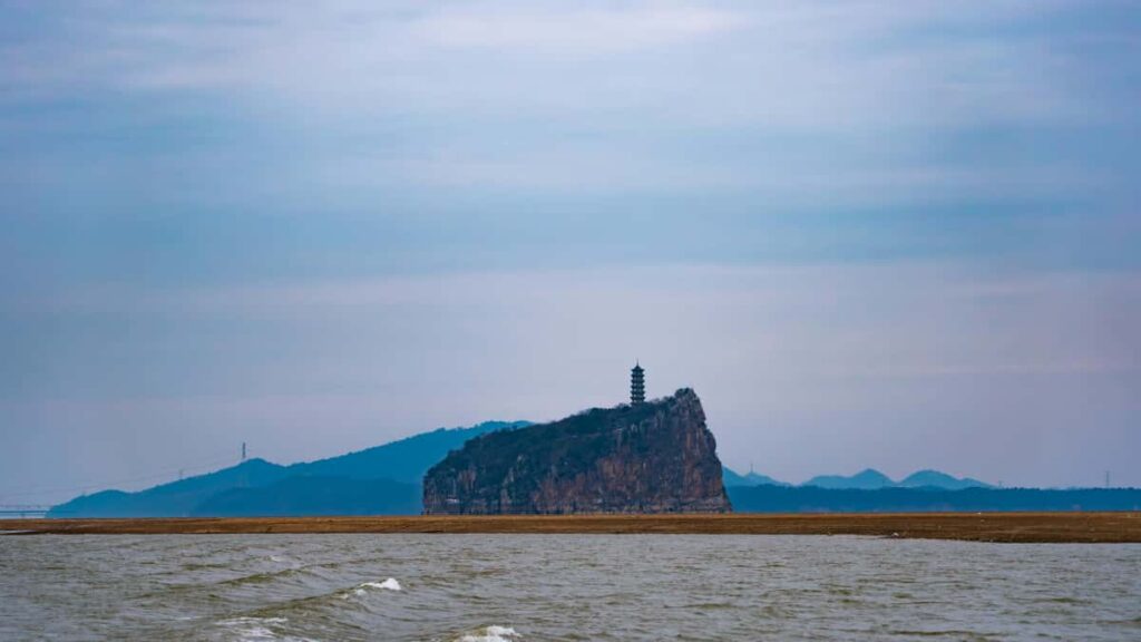 Practical steps for UK creators to connect with Azerbaijan fitness brands on Threads, with outreach scripts, localisation tips and outreach channels.