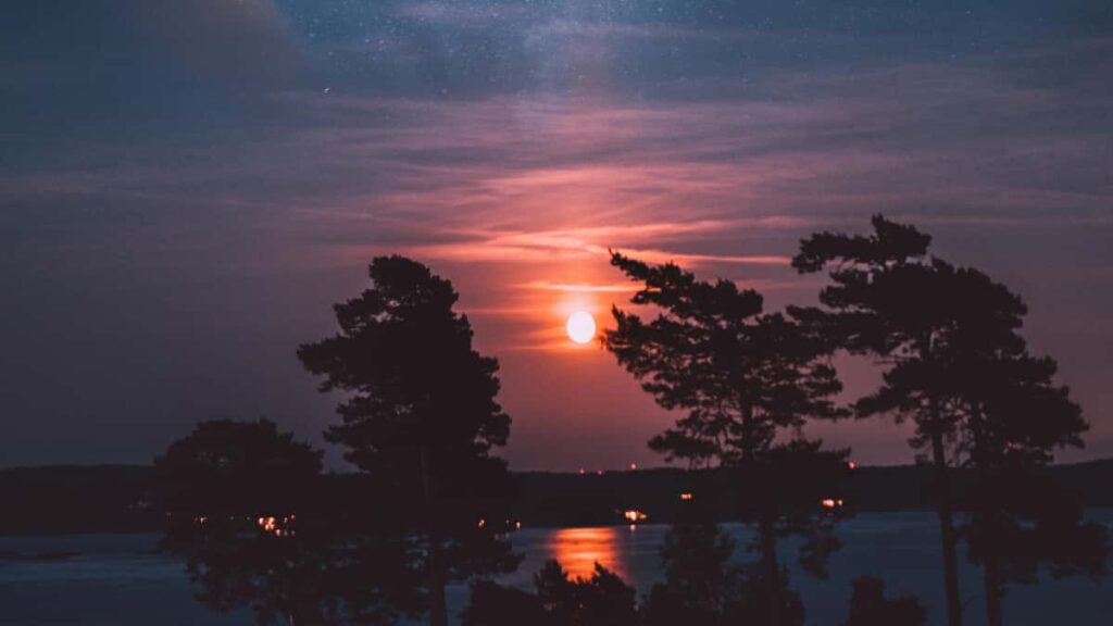 A practical playbook for UK creators on how to find, pitch and partner with Bosnia and Herzegovina brands via YouTube to build launch buzz.