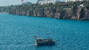 Practical guide for UK creators on contacting Estonian brands via LinkedIn to land wellness campaign collaborations, with local insights, outreach scripts and growth tactics.