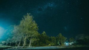 Practical steps for UK creators to find, pitch and film testimonial videos for Tunisia brands on Instagram outreach scripts, localisation tips and platform tactics.